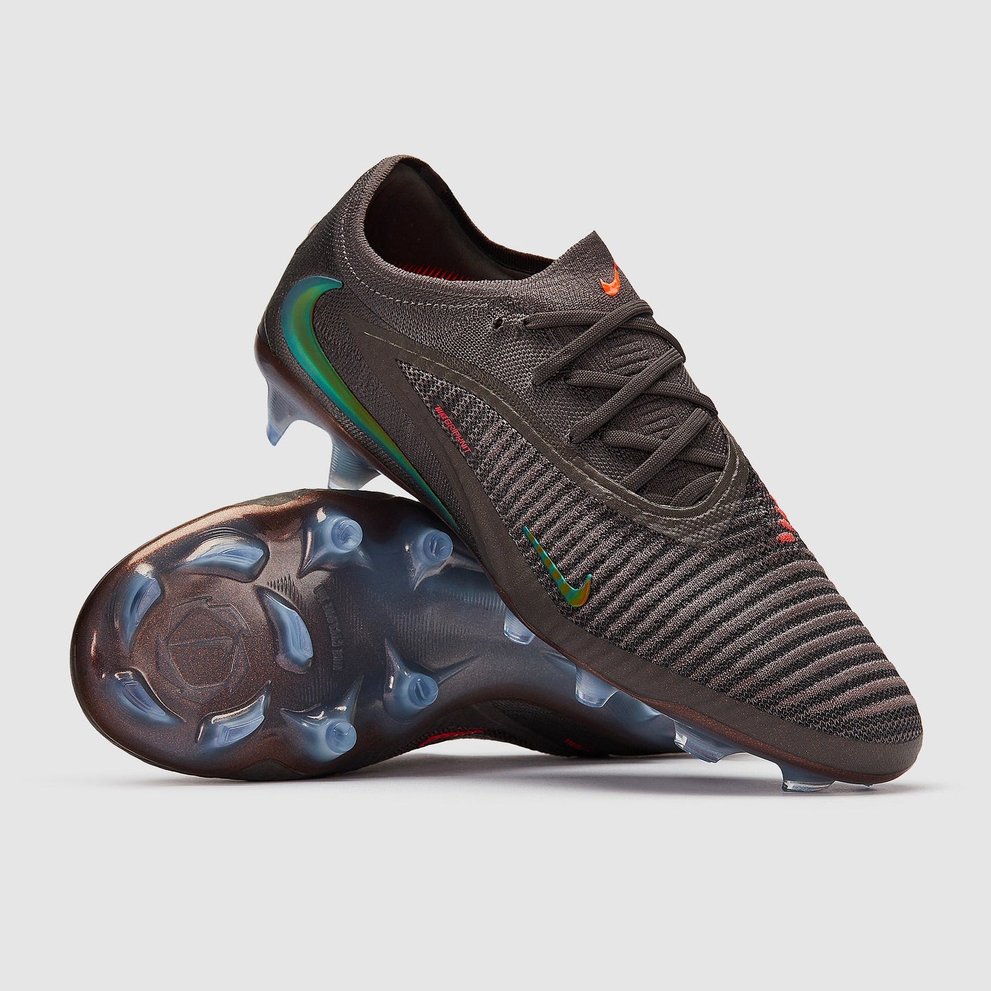 Phantom 6 Low Elite LV8 FG - Heat Up Pack